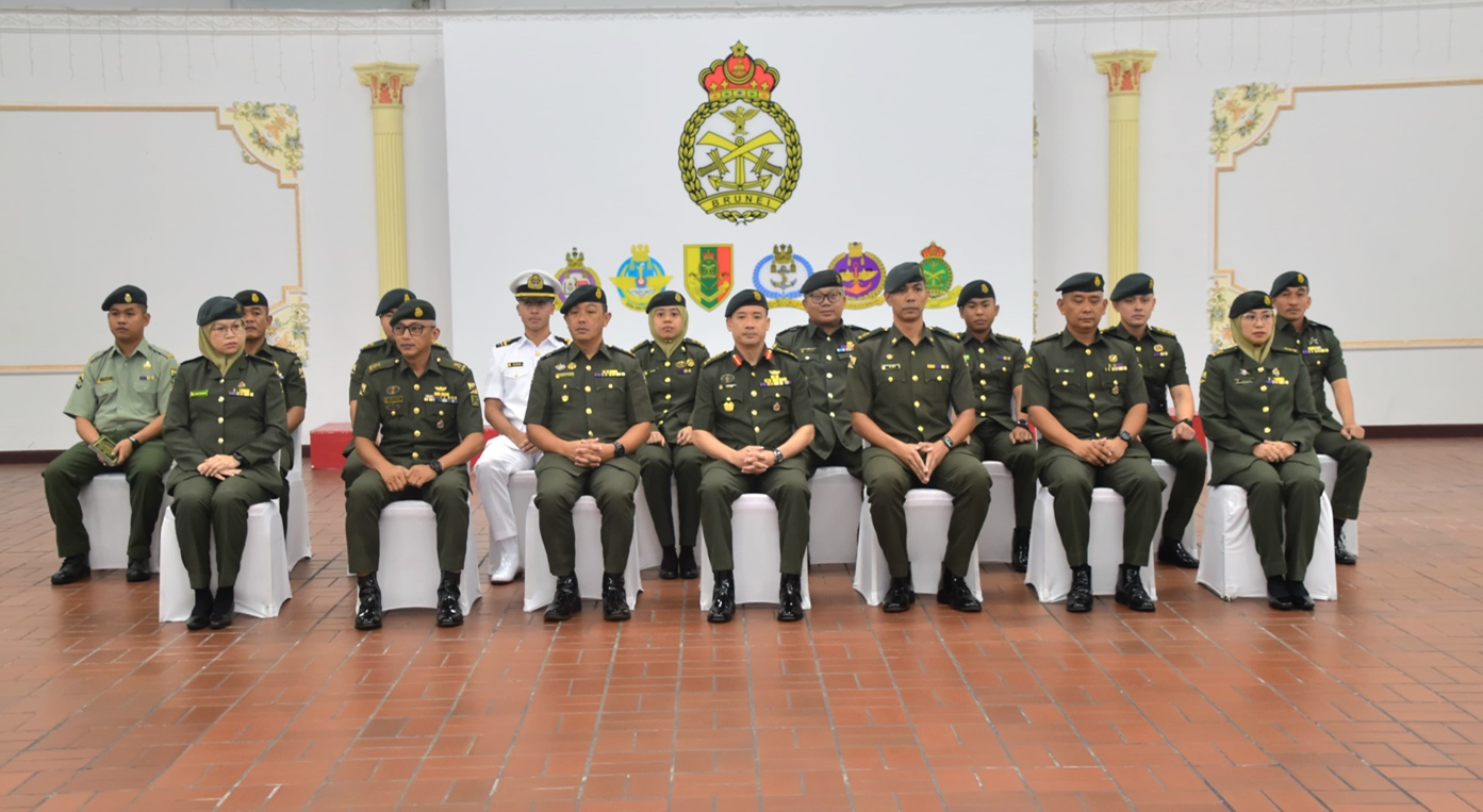 BAF 122 SIGNING CEREMONY FOR MALE RECRUITS INTAKE 175 AND FEMALE RECRUITS INTAKE 59 5.png