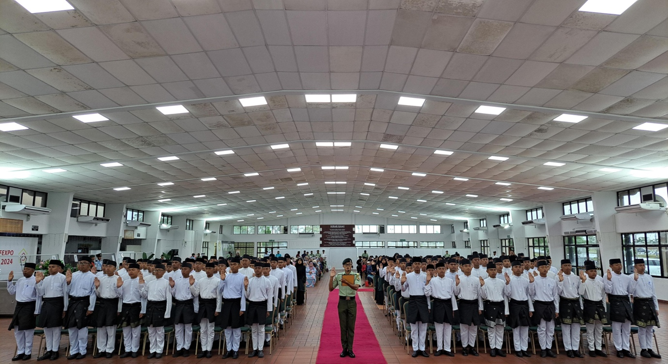 BAF 122 SIGNING CEREMONY FOR MALE RECRUITS INTAKE 175 AND FEMALE RECRUITS INTAKE 59.png