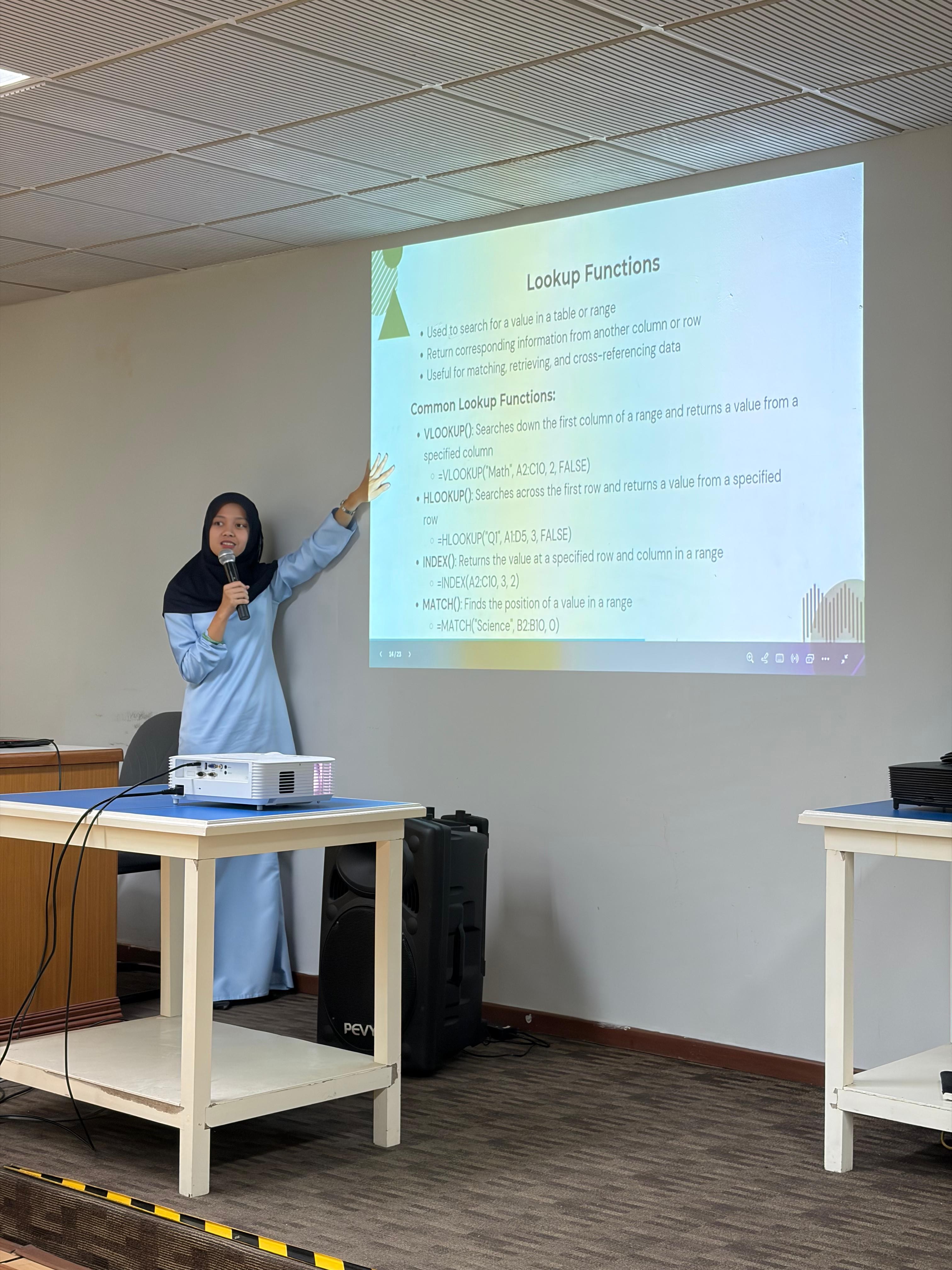 Bengkel Data Analytic (Microsoft Excel) Sesi 2025Bengkel Data Analytic (Microsoft Excel) Sesi 2025 03.jpg