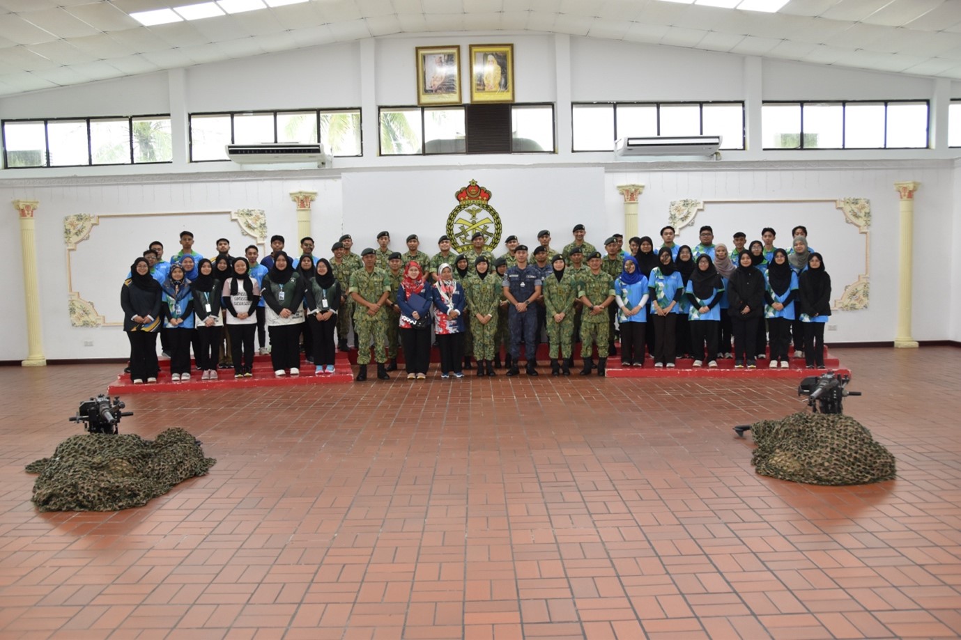 Lawatan sambil belajar Kelab Perpustakaan IBTE Nakhoda Ragam ke IL ABDB 1.jpg