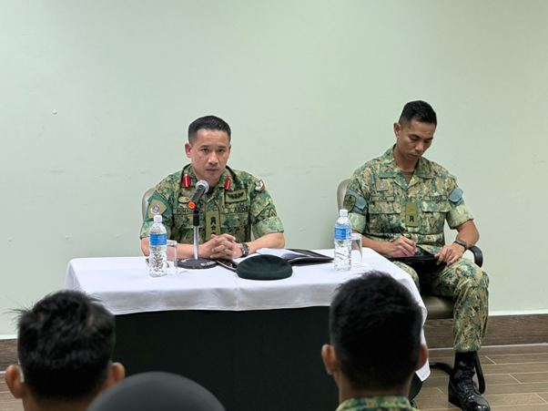 SESI PERJUMPAAN KOMANDAN BERSAMA PEGAWAI-PEGAWAI DAN JURULATIH-JURULATIH DARI KOMPENI REKRUT3.png