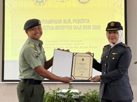 THE CERTIFICATE PRESENTATION AND CLOSING CEREMONY FOR THE PAY SECTION LEADER COURSE SESSION 2025 03.png