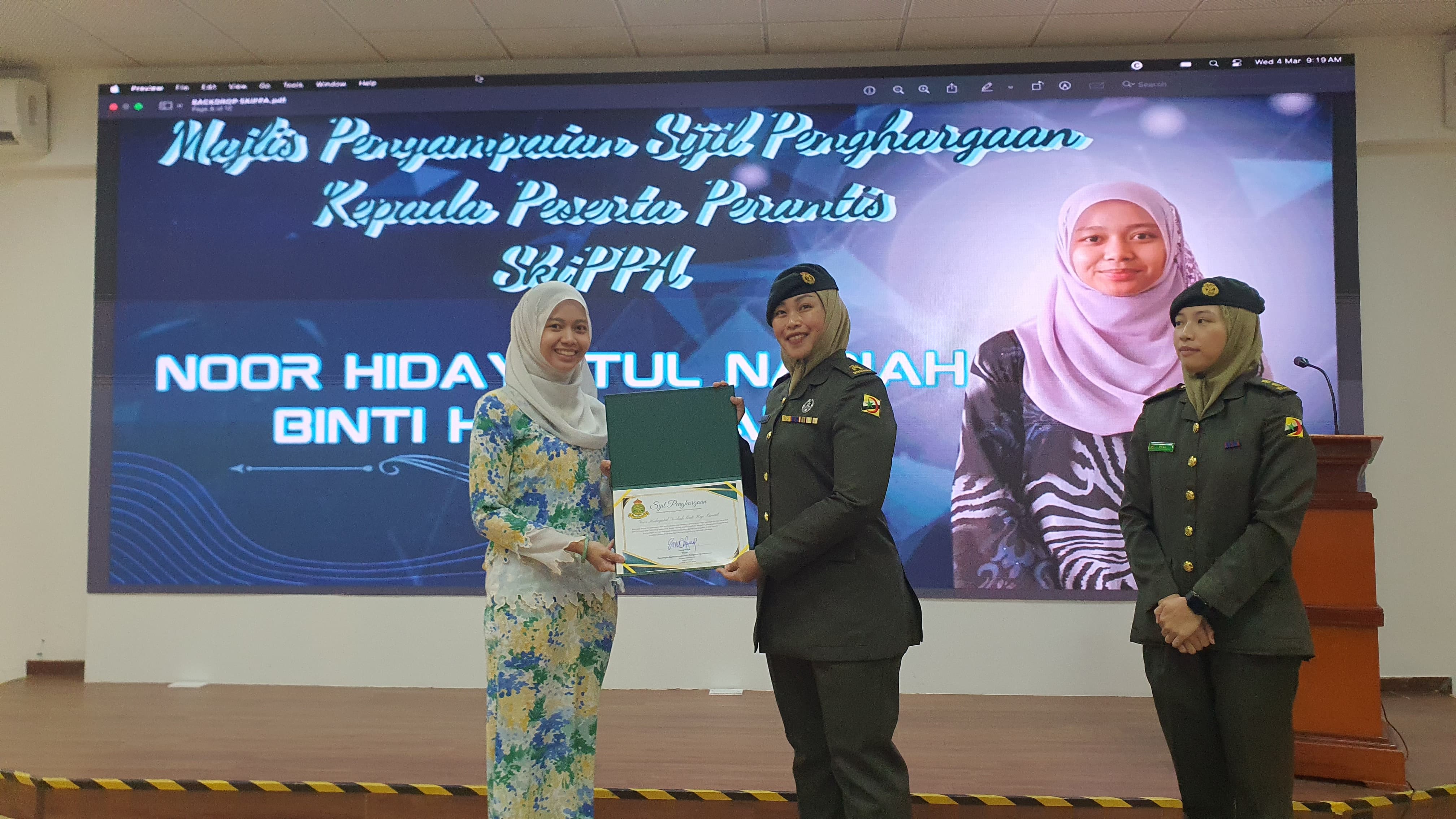 THE CLOSING CEREMONY AND CERTIFICATE PRESENTATION OF SKIPPA APPRENTICESHIP PROGRAMME AT EVOLUTION CENTRE, TRAINING INSTITUTE ROYAL BRUNEI ARMED FORCES-6.jpg