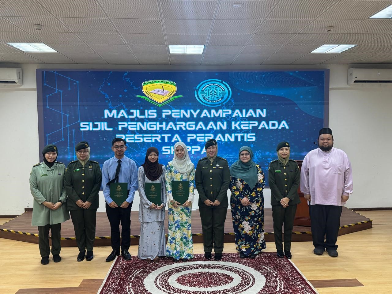 THE CLOSING CEREMONY AND CERTIFICATE PRESENTATION OF SKIPPA APPRENTICESHIP PROGRAMME AT EVOLUTION CENTRE, TRAINING INSTITUTE ROYAL BRUNEI ARMED FORCES-7.jpg