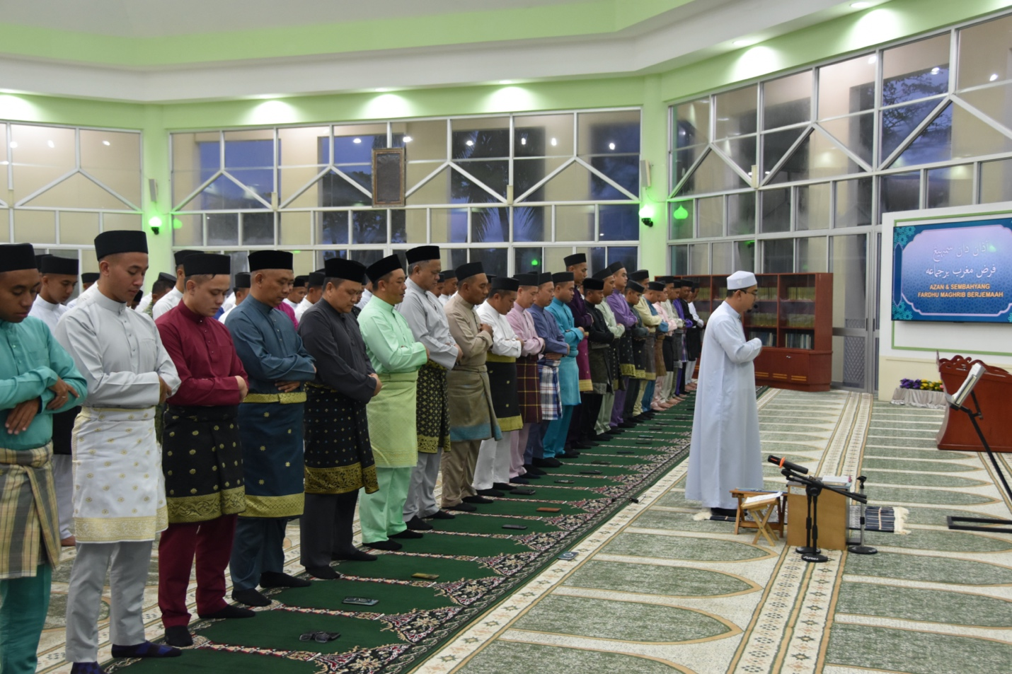 TRAINING INSTITUTE ROYAL BRUNEI ARMED FORCES HOSTS MAJLIS GEMA MARHABAN IN HONOR OF PROPHET MUHAMMAD’S BIRTH2.png