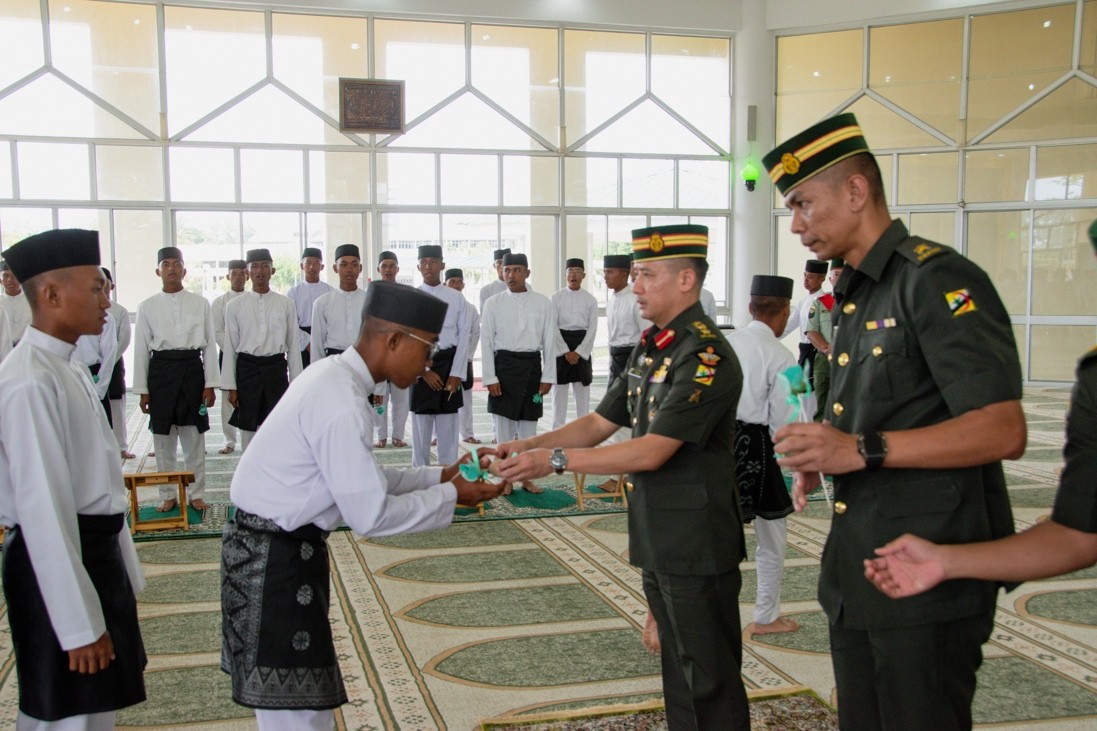 khatam rekrut 176 03.jpg