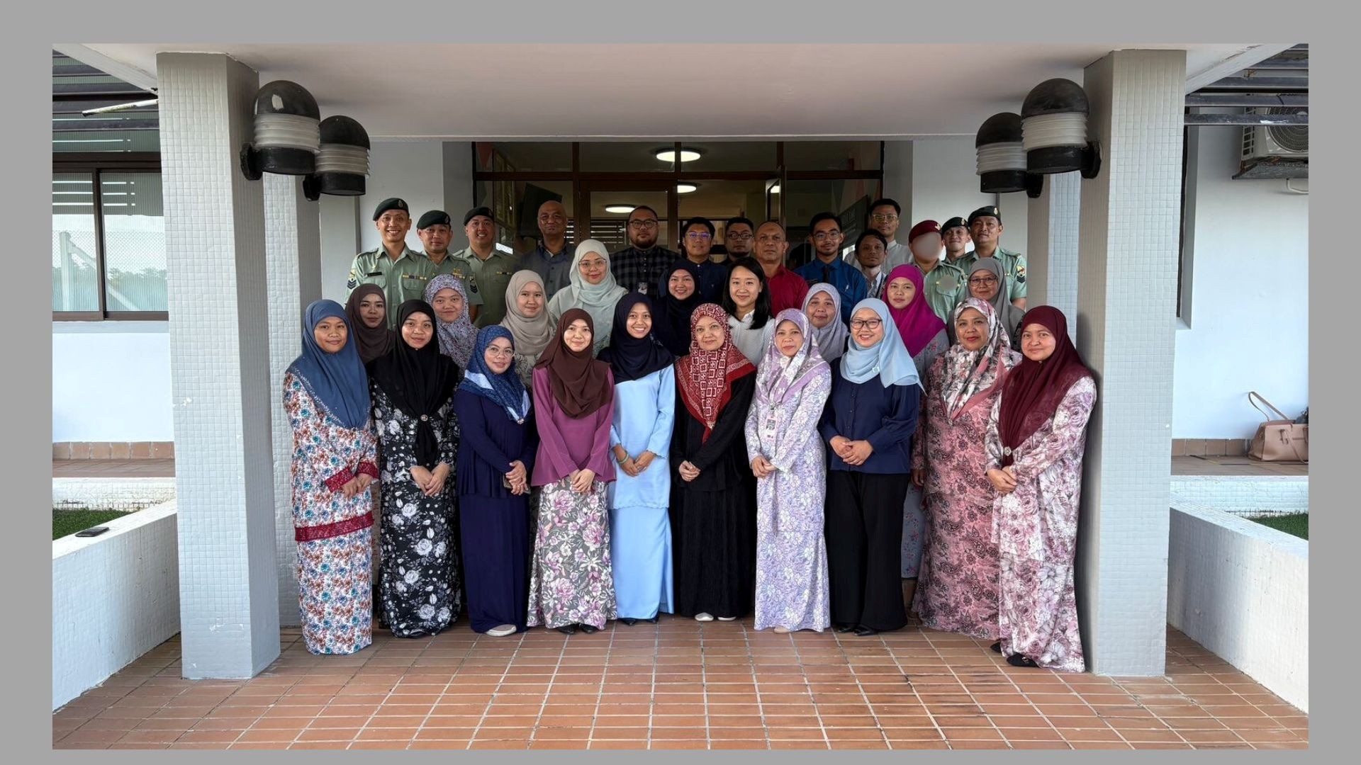 Cawangan Teknologi Maklumat telah mengadakan Bengkel Generative AI in Workplace Sesi 2025 01.jpg