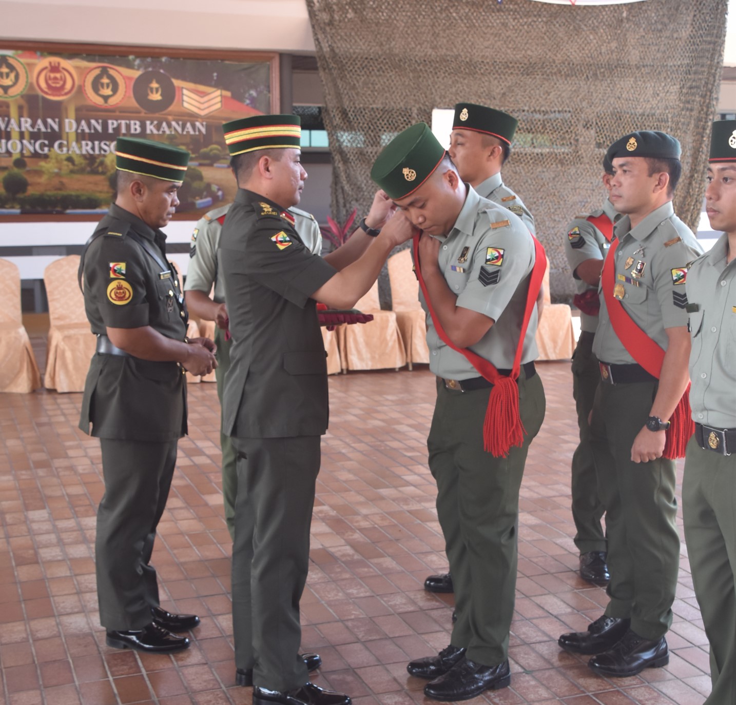 Majlis Kenaikan Pangkat bagi Pegawai Tidak Bertauliah Kanan SESI 4 2024 03.jpg