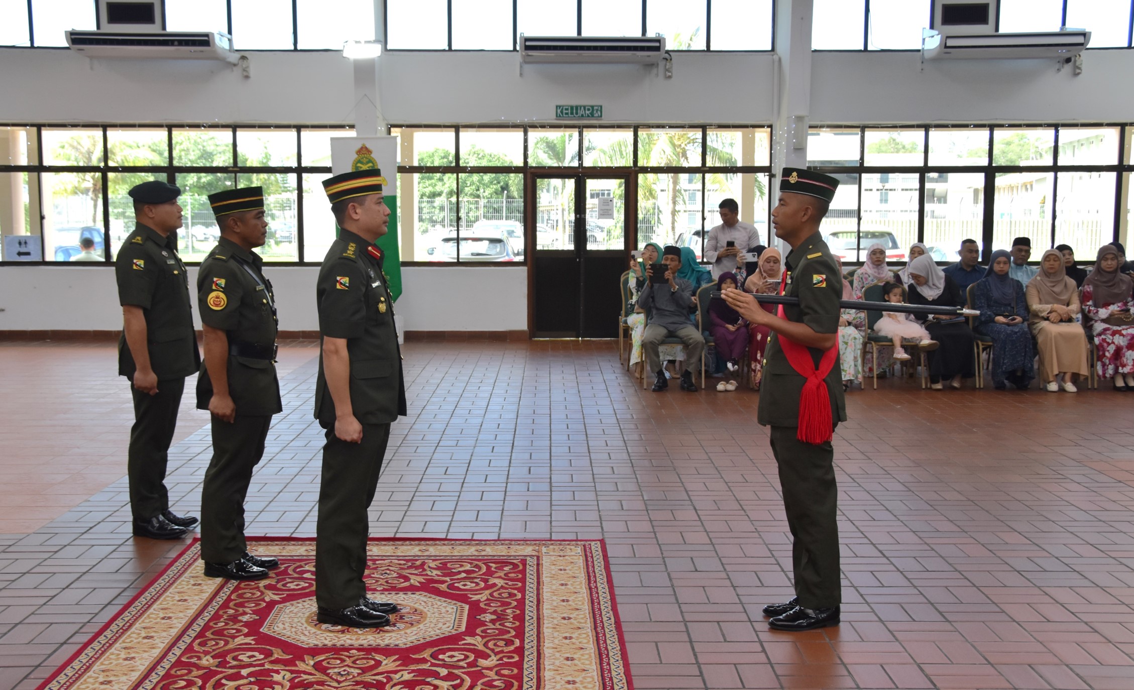Majlis Kenaikan Pangkat bagi Pegawai Tidak Bertauliah Rendah SIRI 4 2024 02.jpg